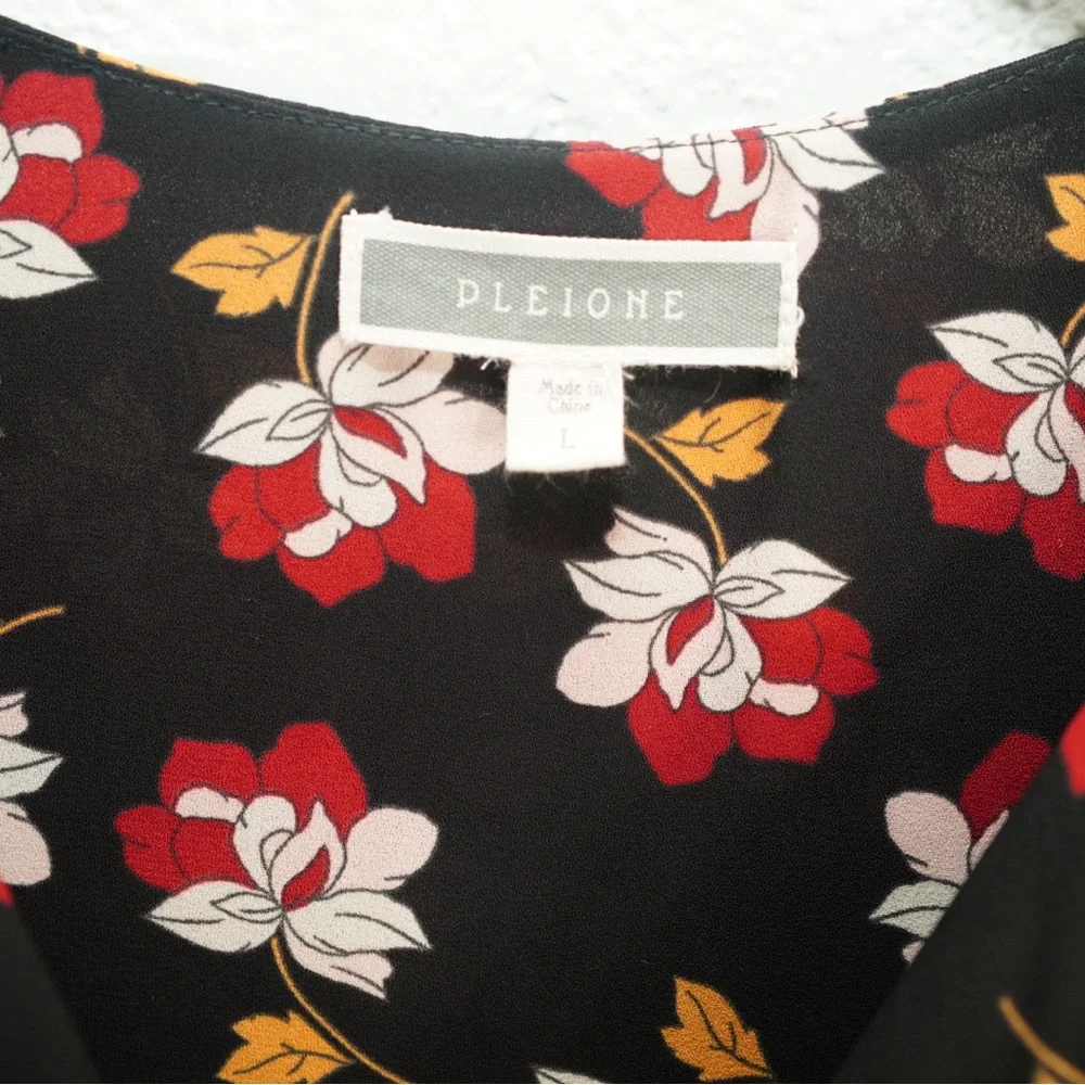 Pleione Blouse Womens Large 3/4 Long Sleeve Black Floral Print Shirt Lightweight - Picture 7 of 12